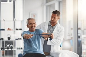 Chiropractor in Springfield Missouri providing back pain treatment